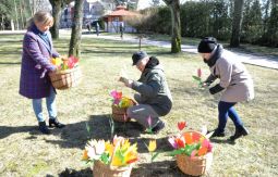 Pierwszy Dzień Wiosny w Ustce - akcja Domu Kultury