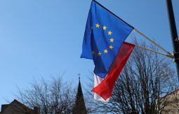 flagi RP i UE 