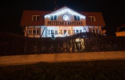 Zdjęcie nr 15B - Przystań u Kapitana